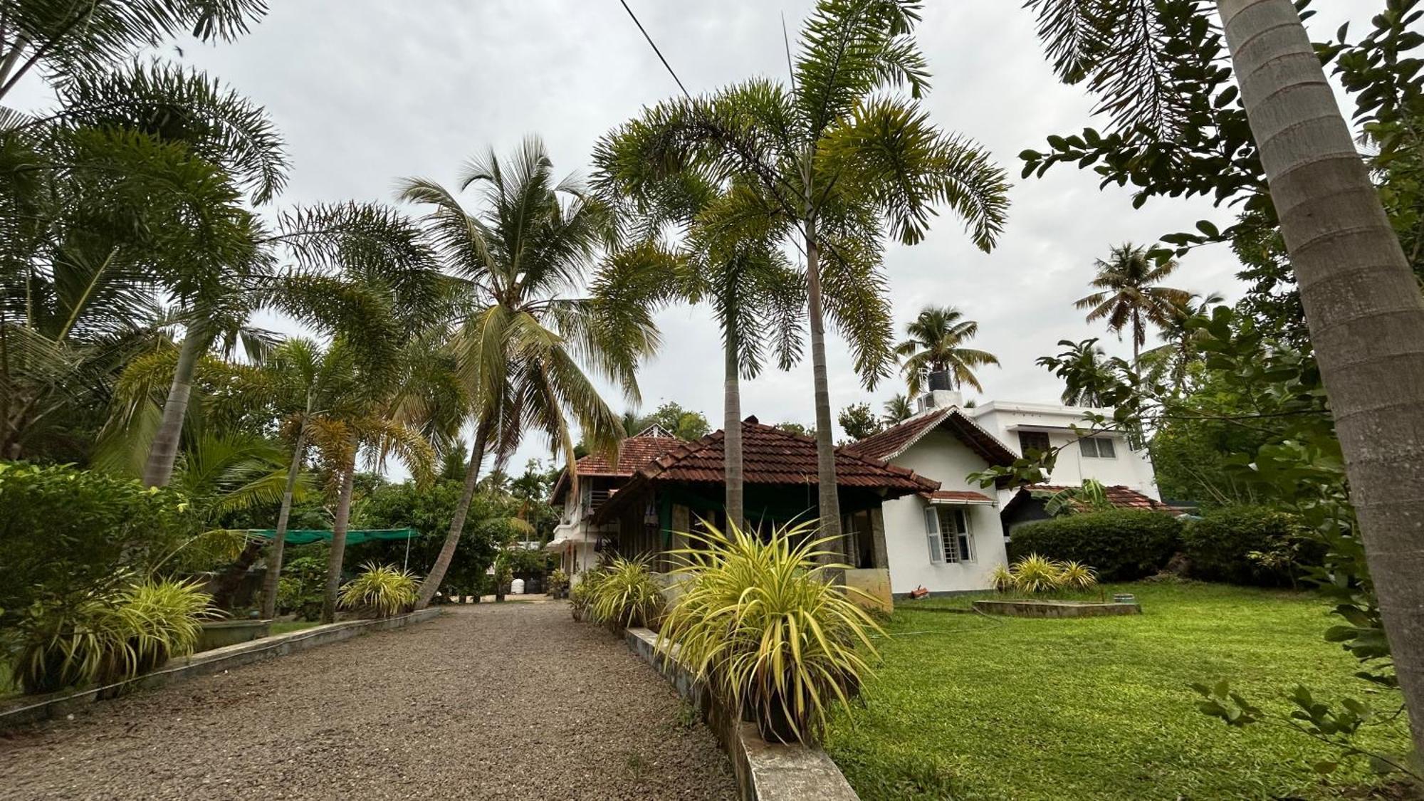 Art Marari House Homestay Mararikulam