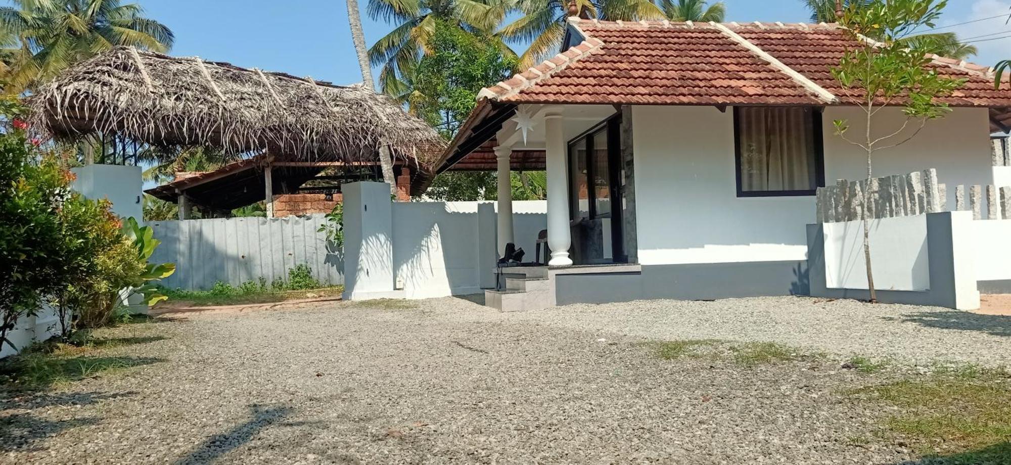 Art Marari House *